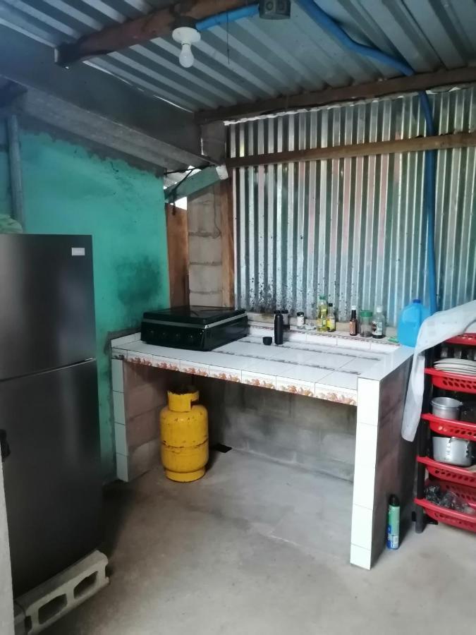 Hostal Nina Oly Tamanique Exterior foto