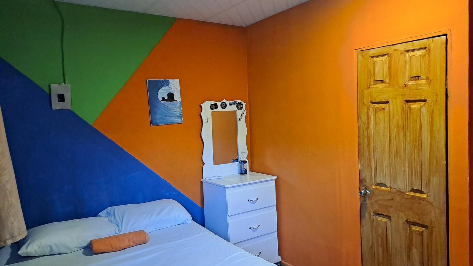 Hostal Nina Oly Tamanique Zimmer foto
